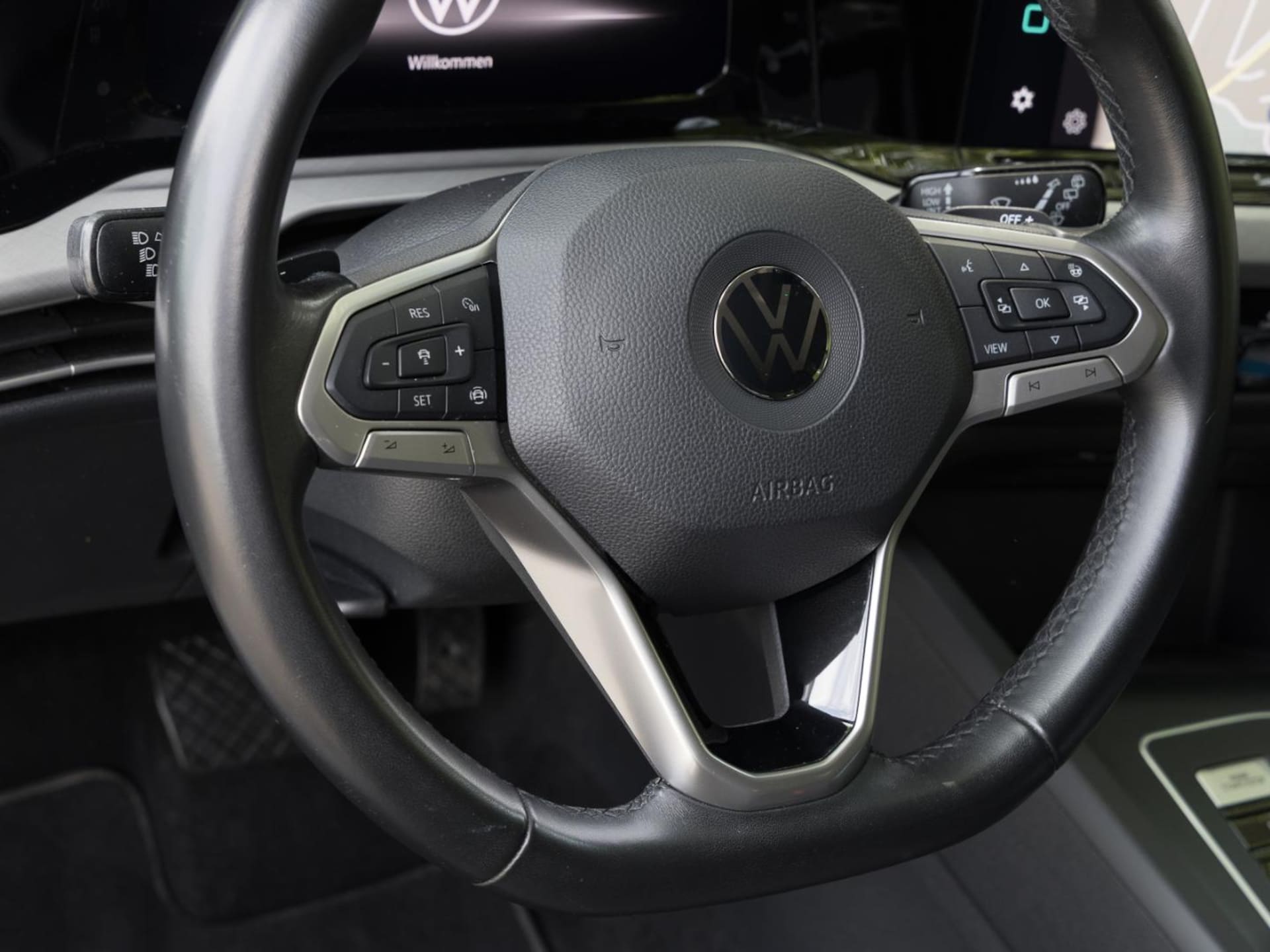 Volkswagen Golf Life