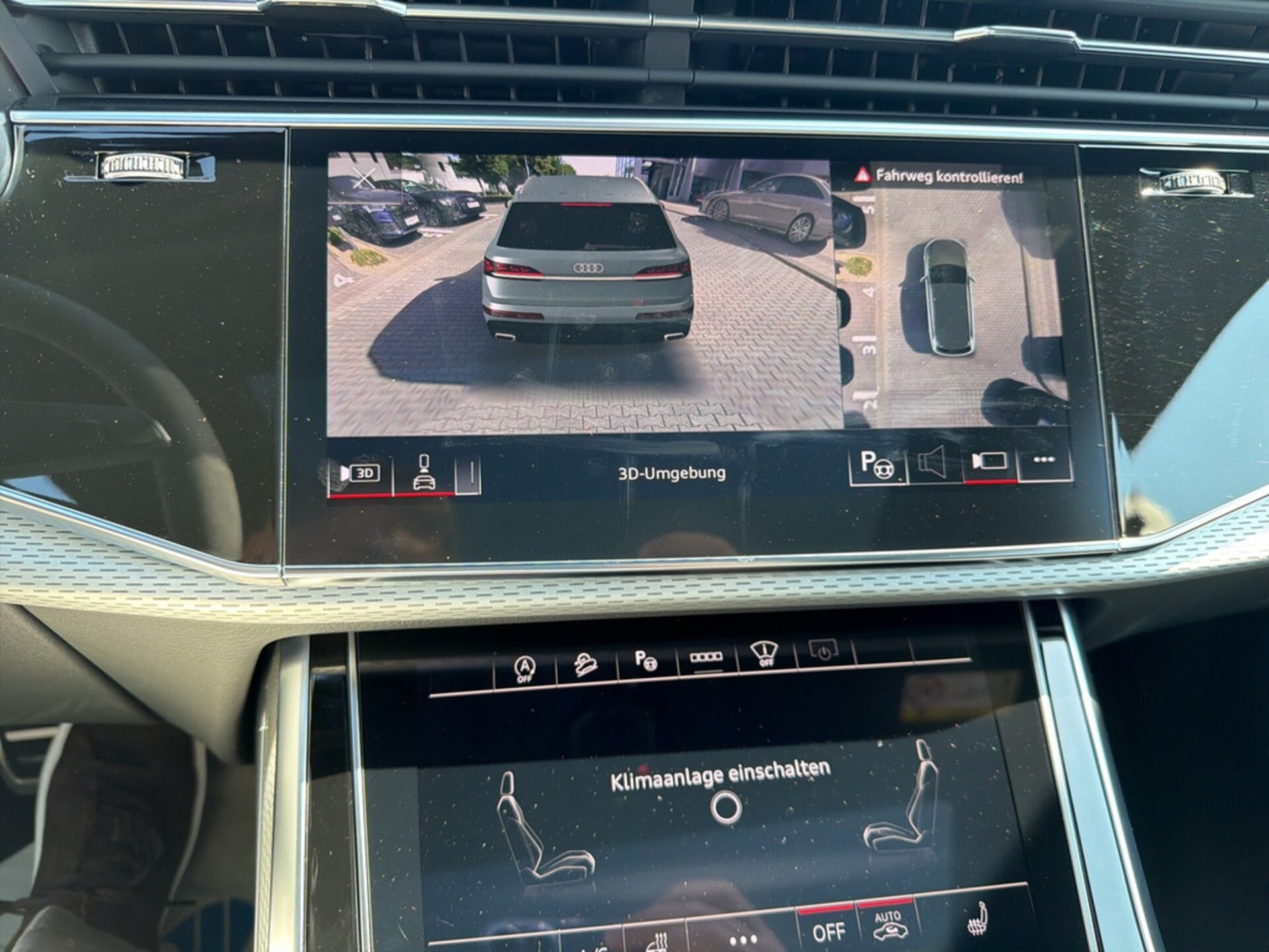 Audi SQ7 SUV