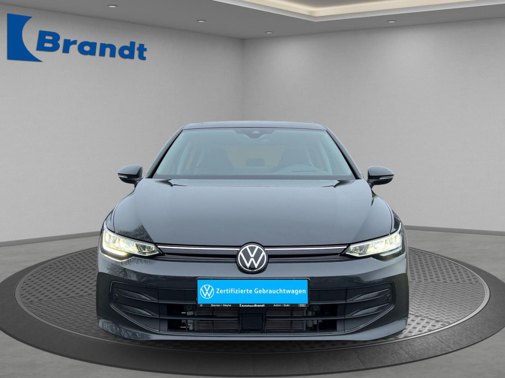 Volkswagen Golf Life