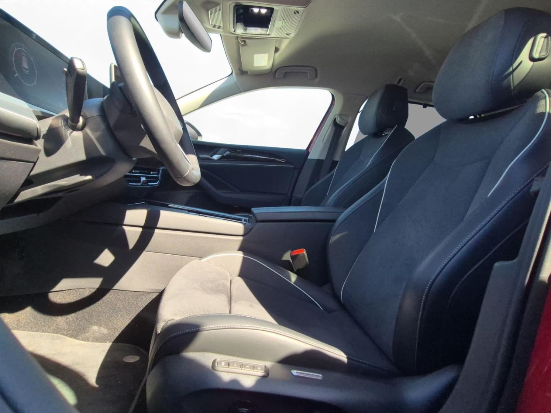 Volkswagen Passat Elegance