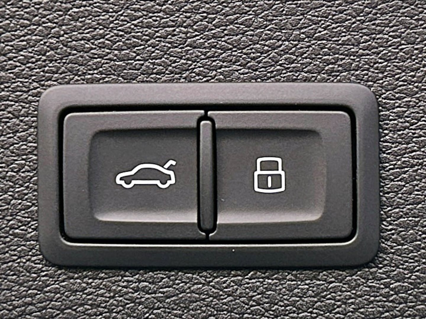 Bild über Audi Q2 S line 35 TFSI S tronic - für weitere Informationen kontaktieren Sie den Audi Partner