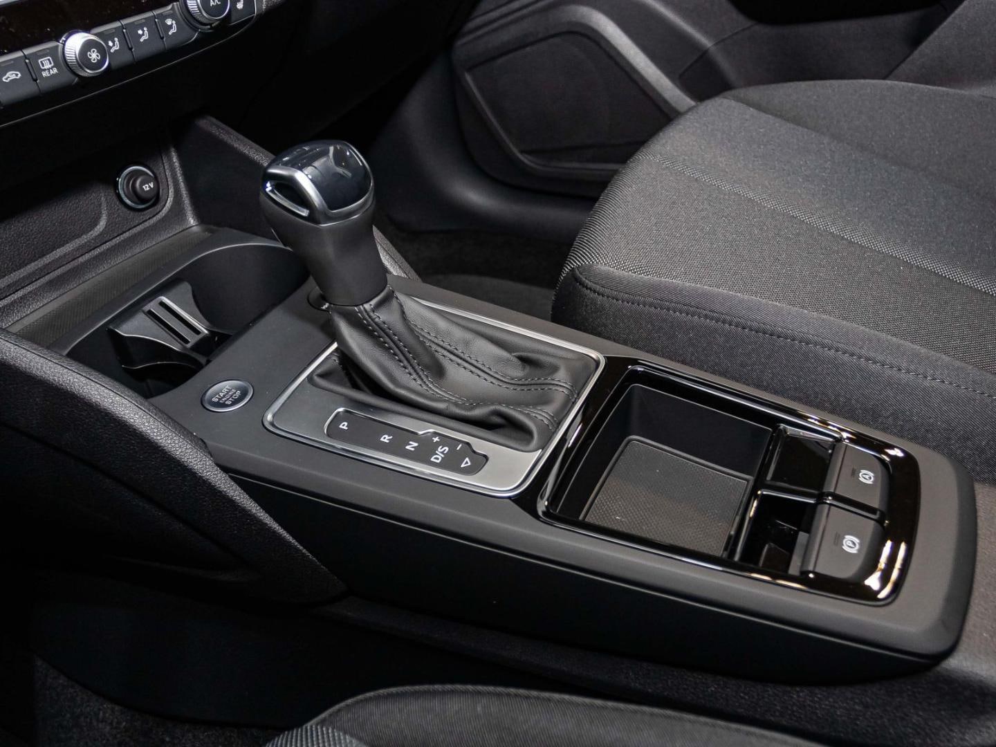 Bild über Audi Q2 advanced 35 TFSI S tronic - für weitere Informationen kontaktieren Sie den Audi Partner