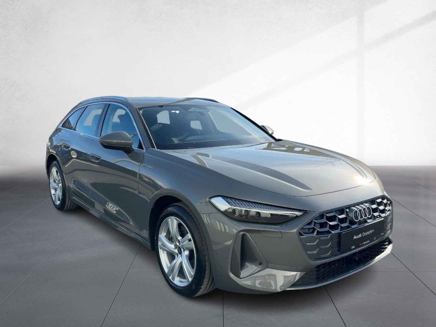 Bild über Audi A5 Avant TFSI 110 kW S tronic - für weitere Informationen kontaktieren Sie den Audi Partner