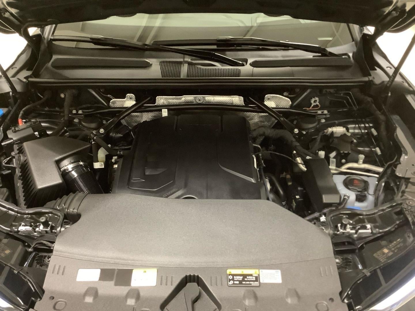 Bild über Audi Q5 SUV TFSI quattro 150 kW S tronic - für weitere Informationen kontaktieren Sie den Audi Partner