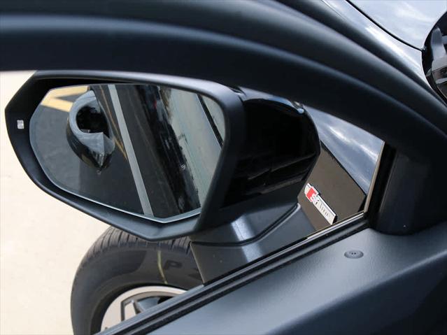 2025 AUDI Q3 - Image 25