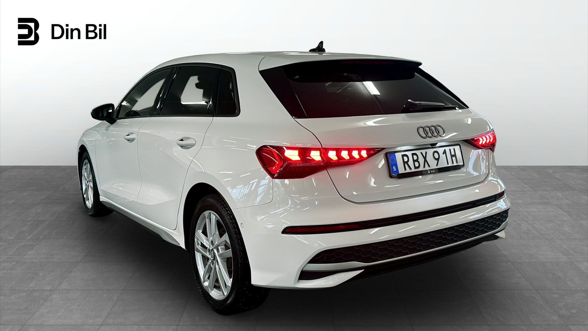 Bild som visar&nbsp;Audi A3 Sportback&nbsp;A3 Sportback 35 TFSI Proline advanced 150 hk S tronic - för mer information kontakta din Audi Partner