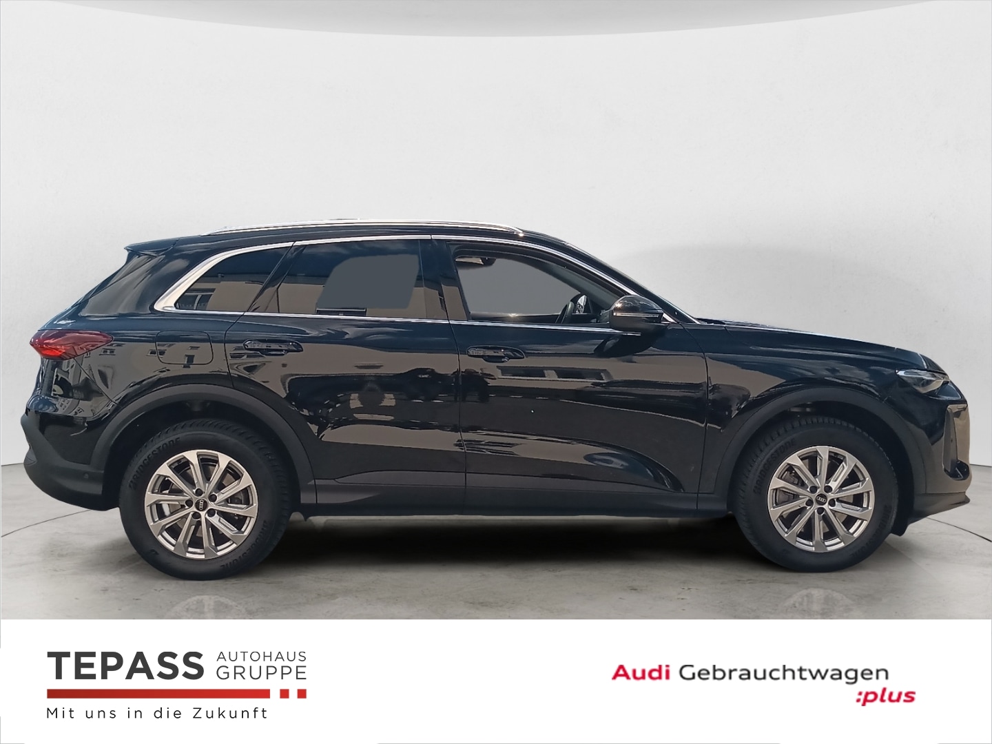Bild über Audi Q5 SUV TDI quattro 150 kW S tronic - für weitere Informationen kontaktieren Sie den Audi Partner