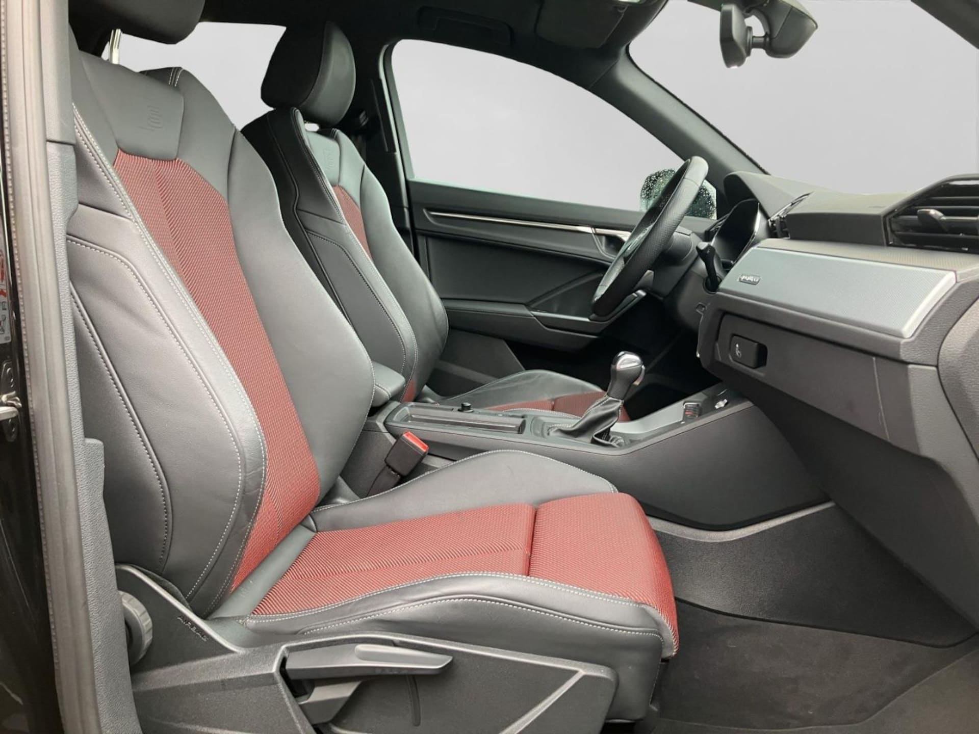 Audi Q3 Sportback S line