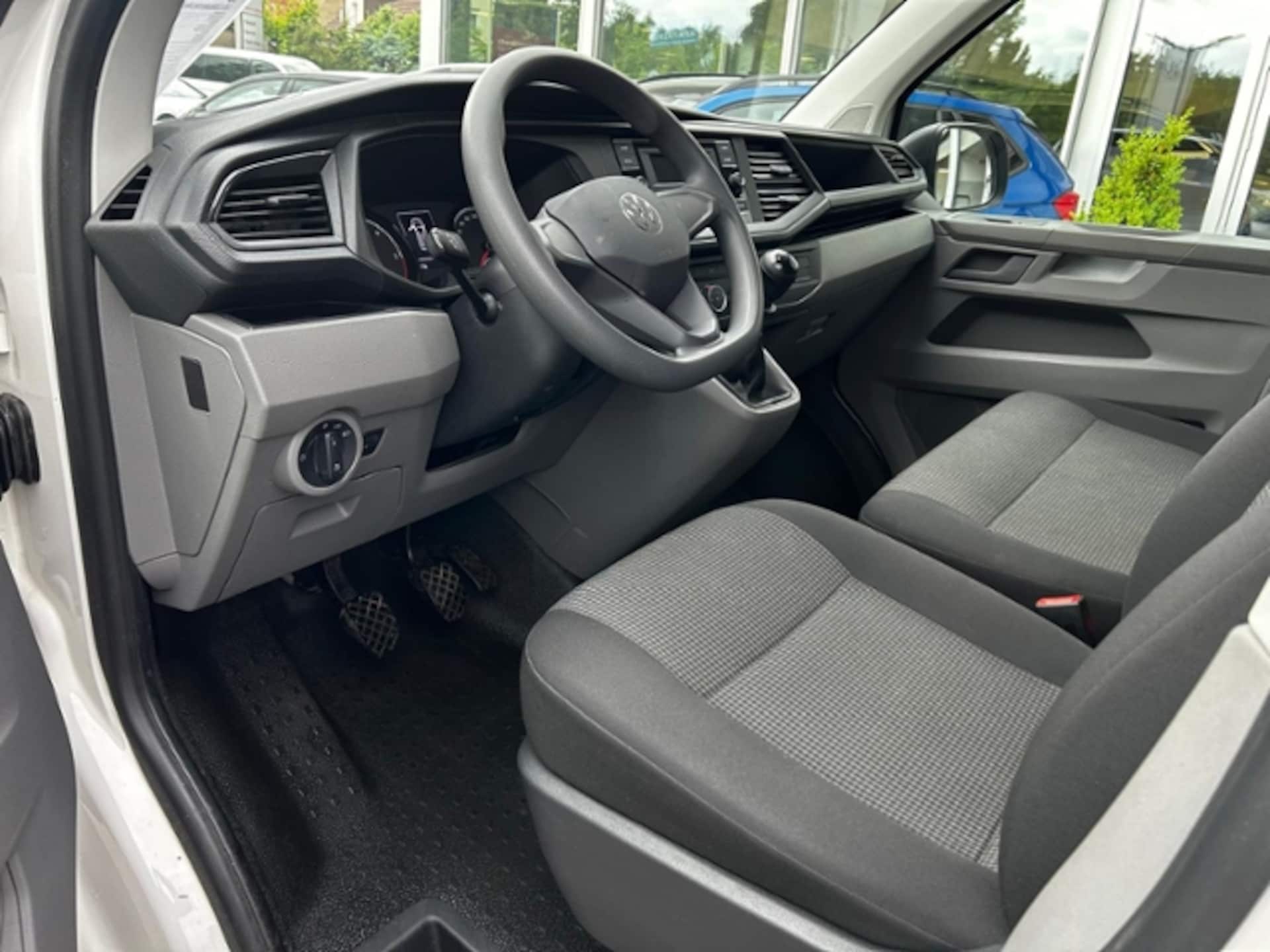 Volkswagen T6.1 Transporter Kasten kurzer Radstand