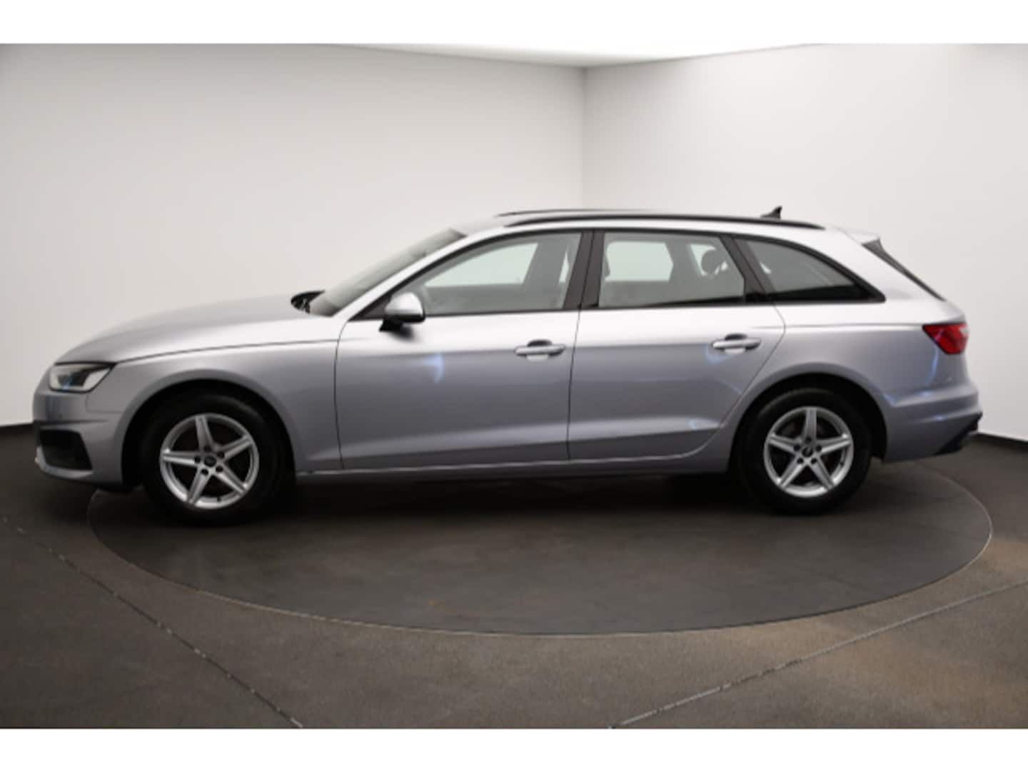 Bild über Audi A4 Avant 30 TDI S tronic - für weitere Informationen kontaktieren Sie den Audi Partner