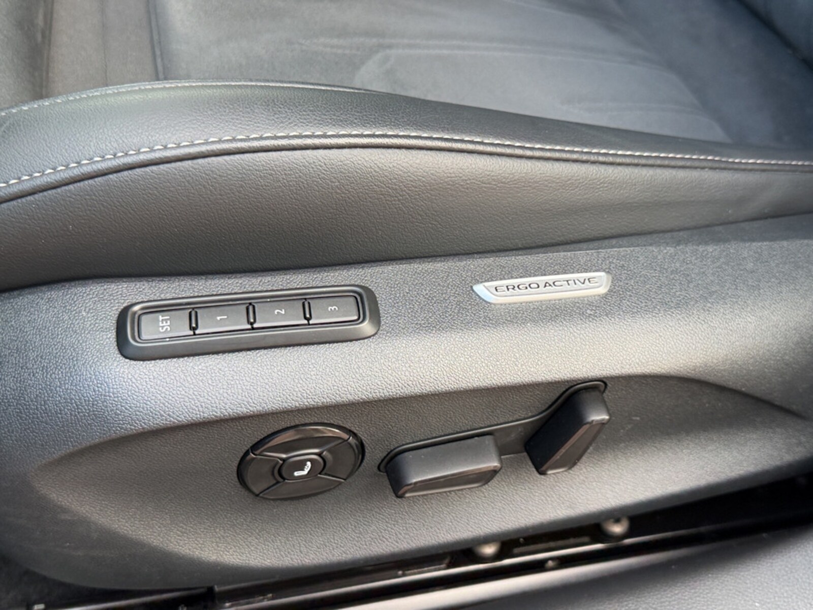 Volkswagen Passat – Bild 22