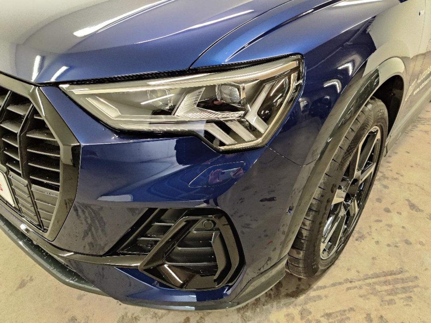 Bild über Audi Q3 TFSI quattro 140 kW S tronic - für weitere Informationen kontaktieren Sie den Audi Partner