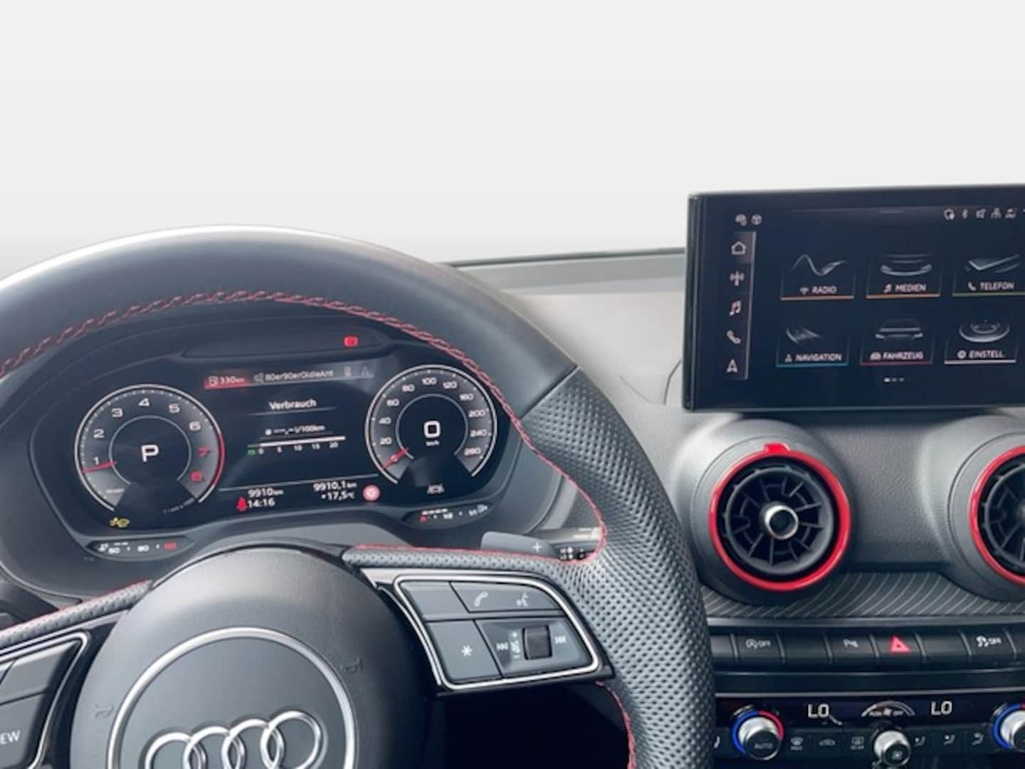 Bild über Audi Q2 S line 35 TFSI S tronic - für weitere Informationen kontaktieren Sie den Audi Partner
