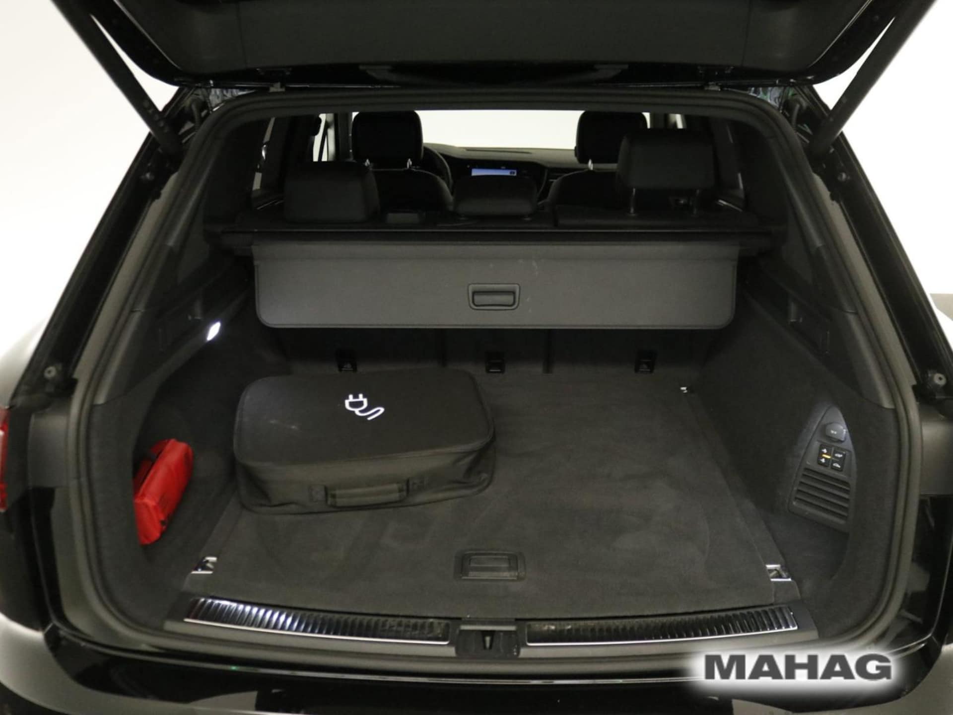 Volkswagen Touareg R