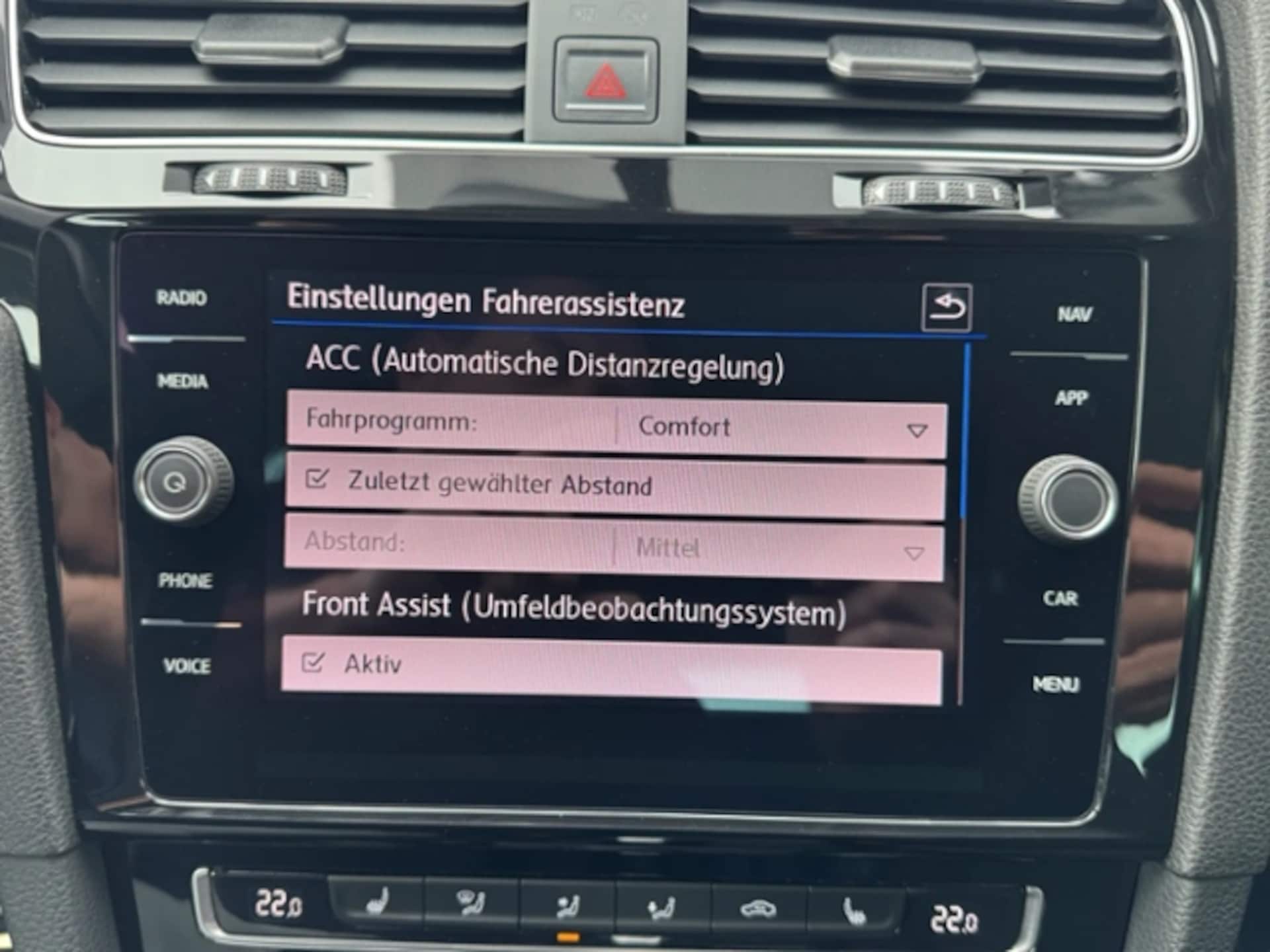 Volkswagen Golf SOUND
