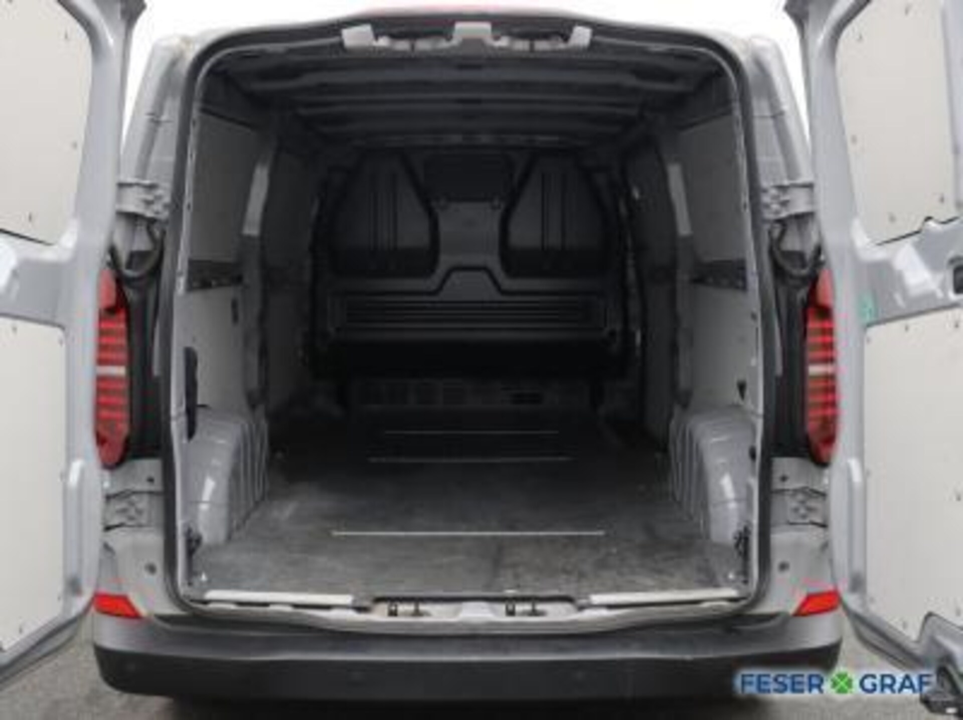 Volkswagen Transporter Kasten langer Radstand