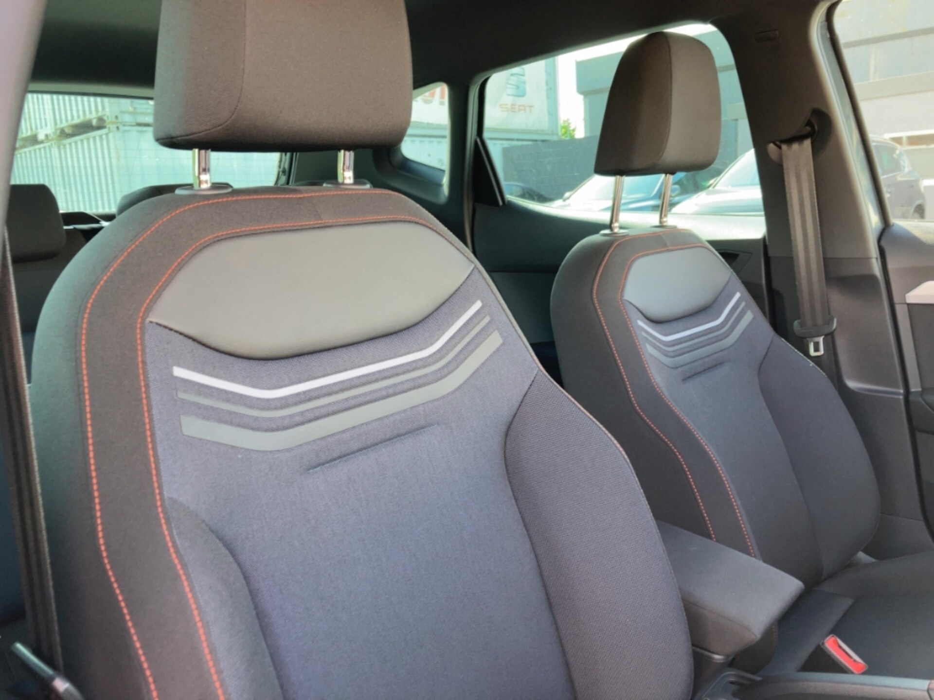 SEAT Arona FR