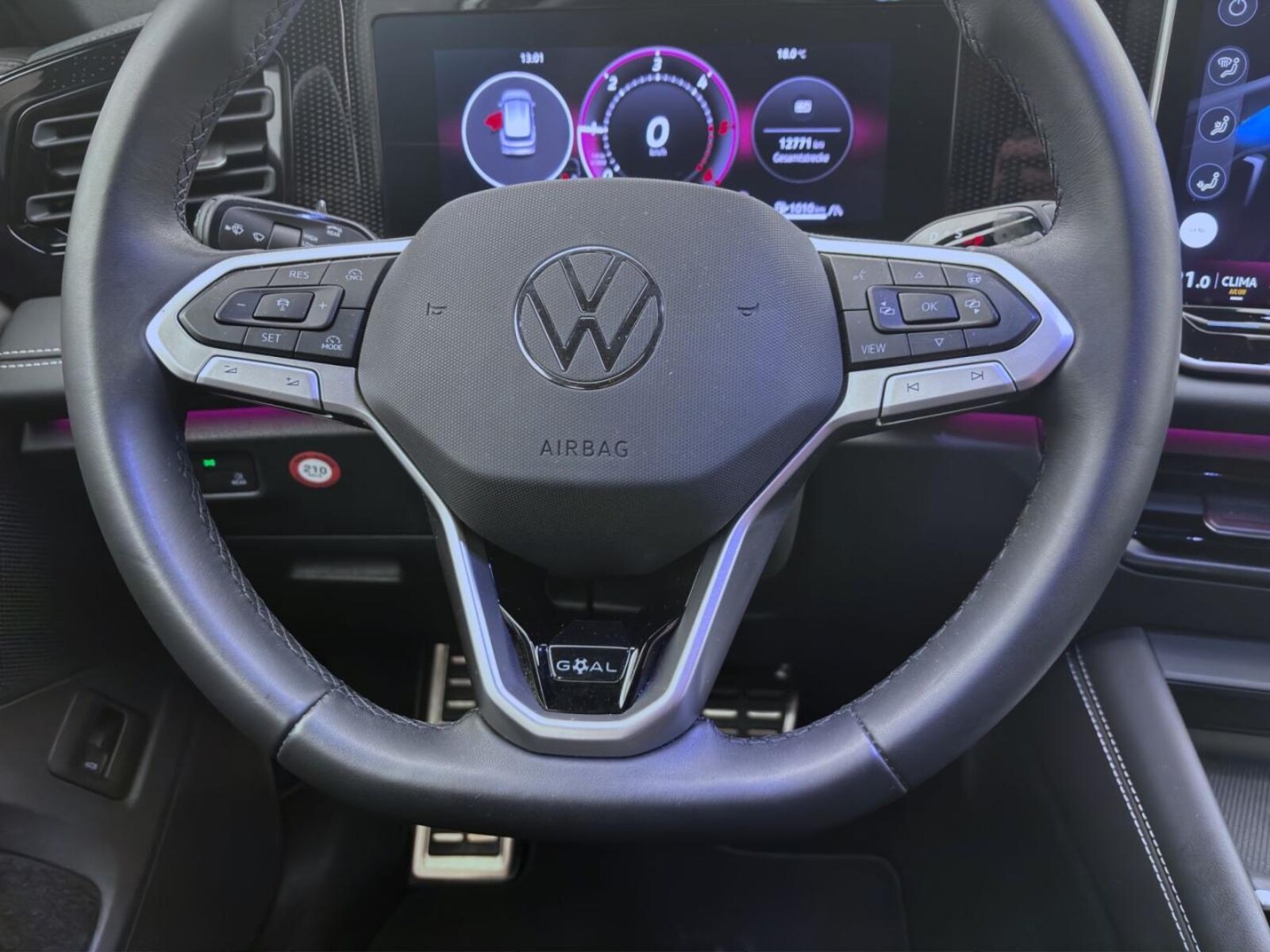 Volkswagen Tiguan – Bild 12
