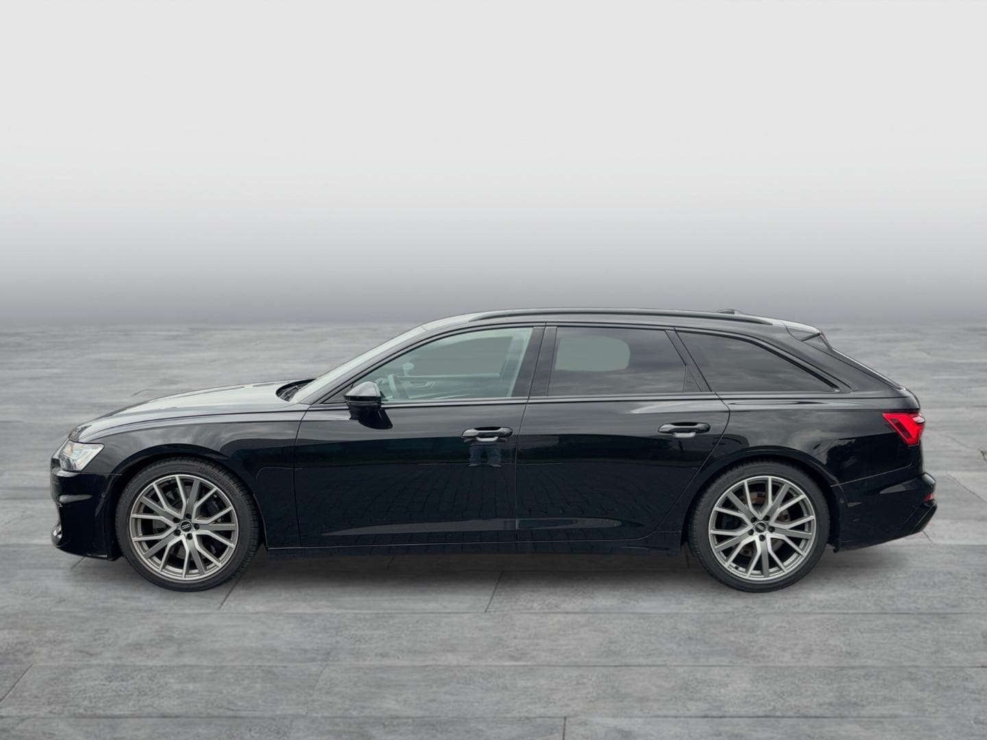 Bild über Audi S6 Avant TDI quattro tiptronic - für weitere Informationen kontaktieren Sie den Audi Partner