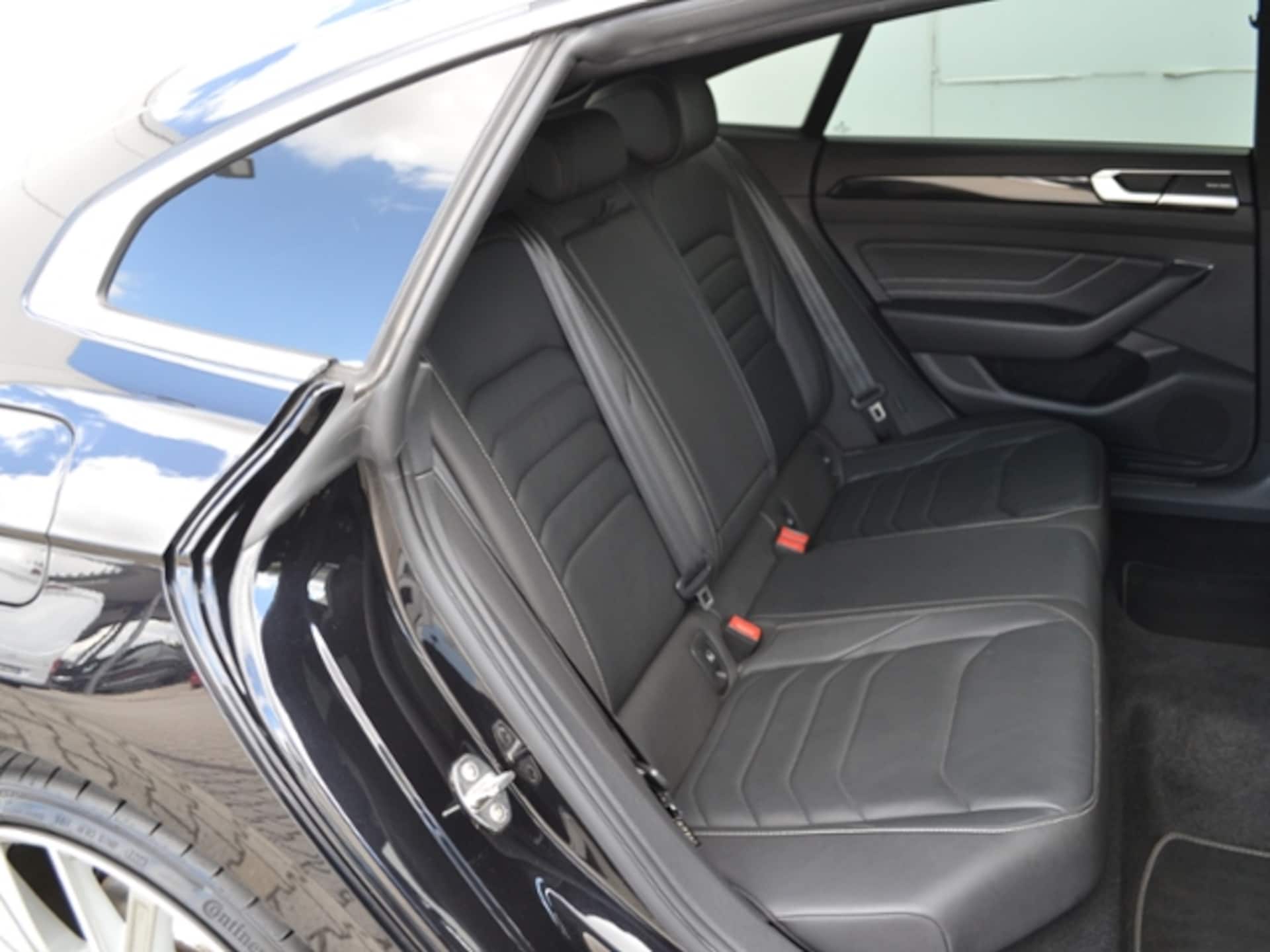 Volkswagen Arteon R-Line