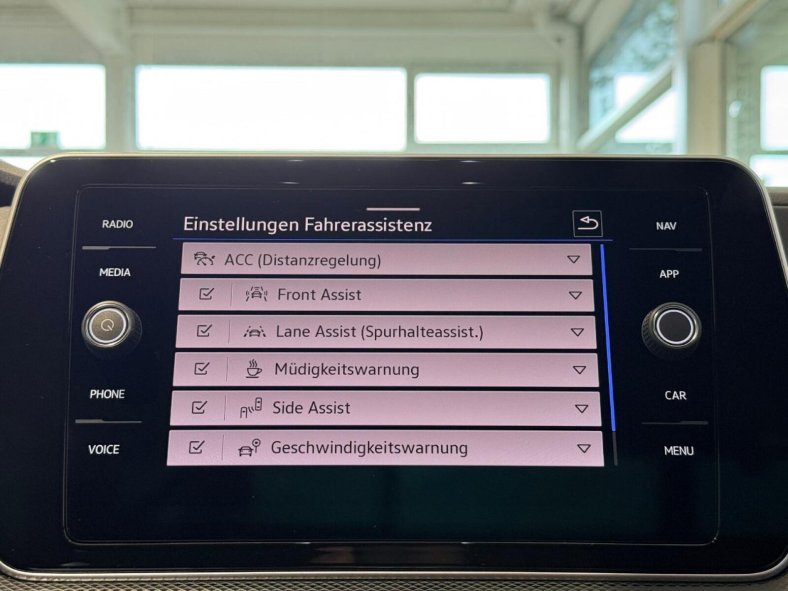 Volkswagen T-Cross – Bild 14