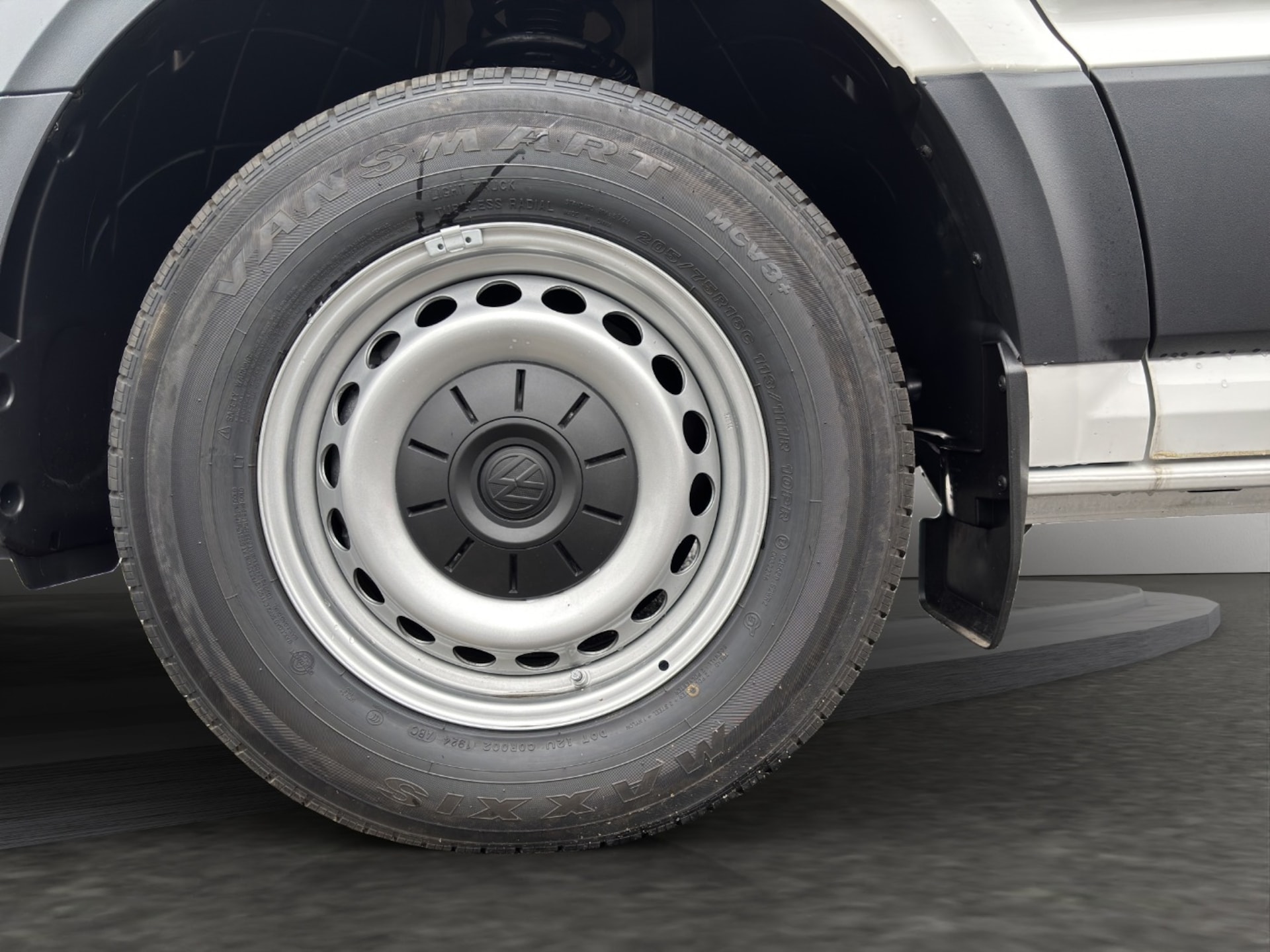 Volkswagen Crafter Kasten mittlerer Radstand