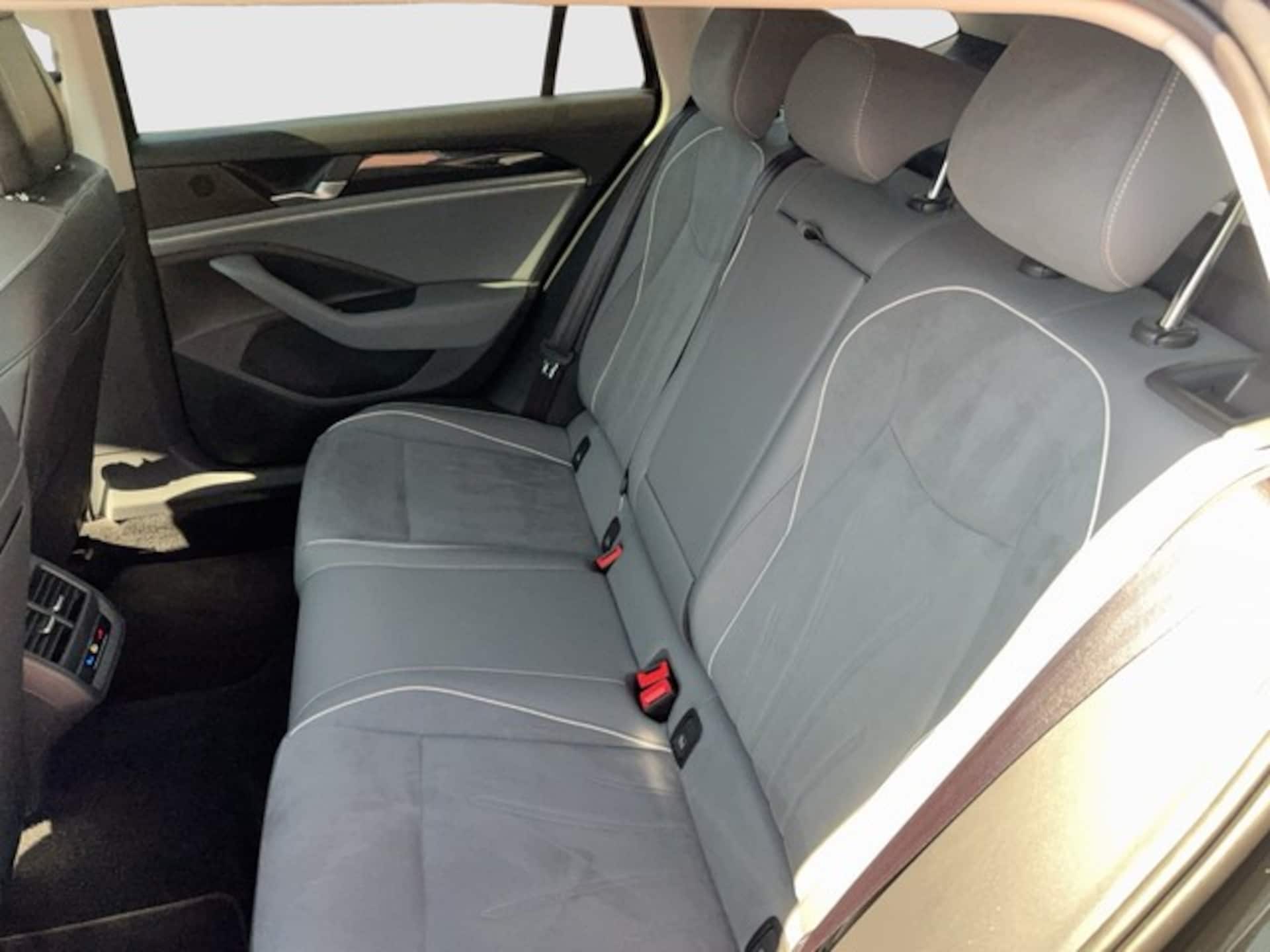 Volkswagen Passat Business