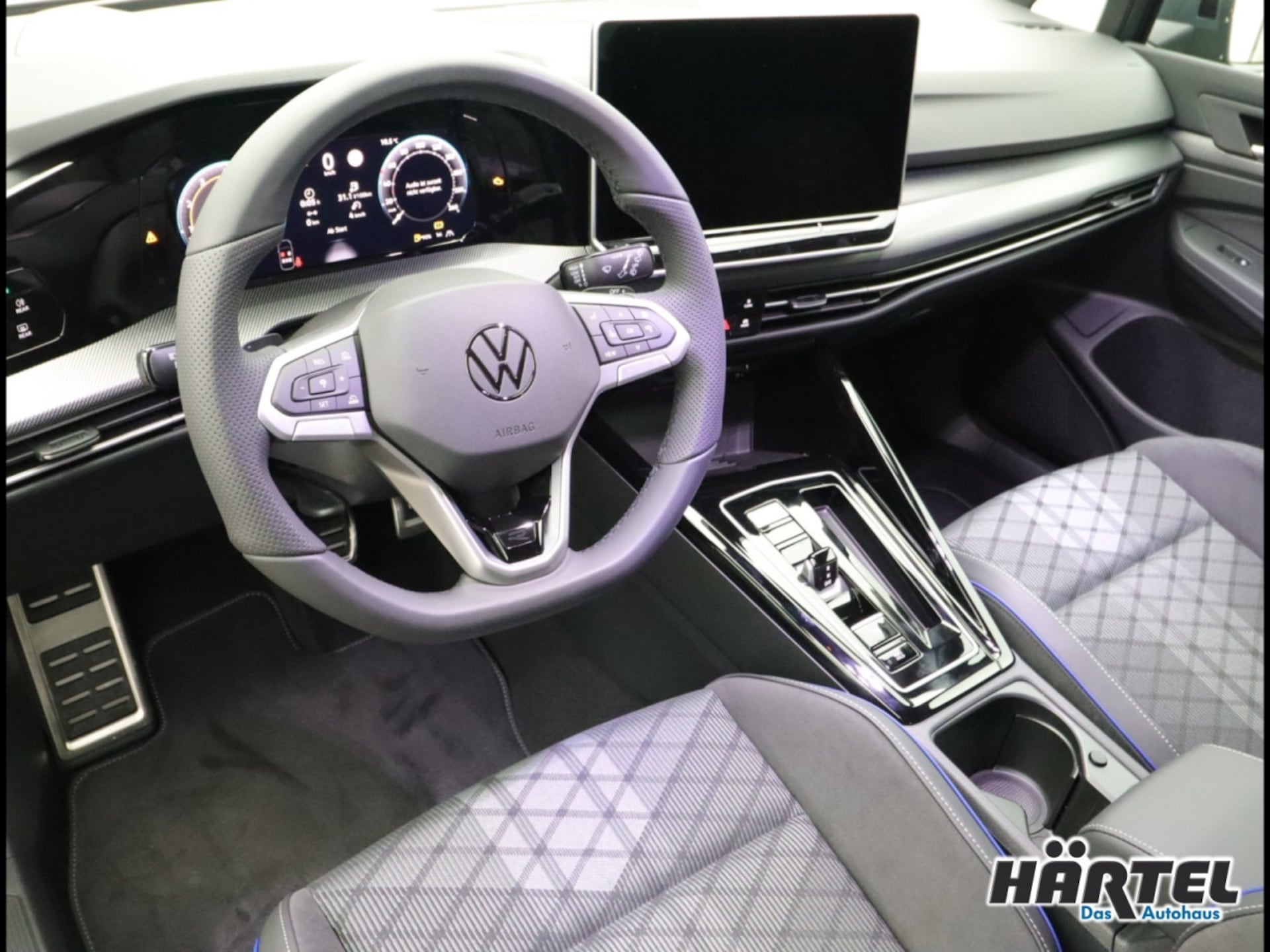 Volkswagen Golf R-Line