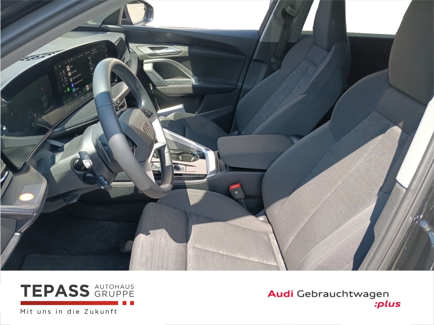 Bild über Audi Q5 SUV TDI quattro 150 kW S tronic - für weitere Informationen kontaktieren Sie den Audi Partner