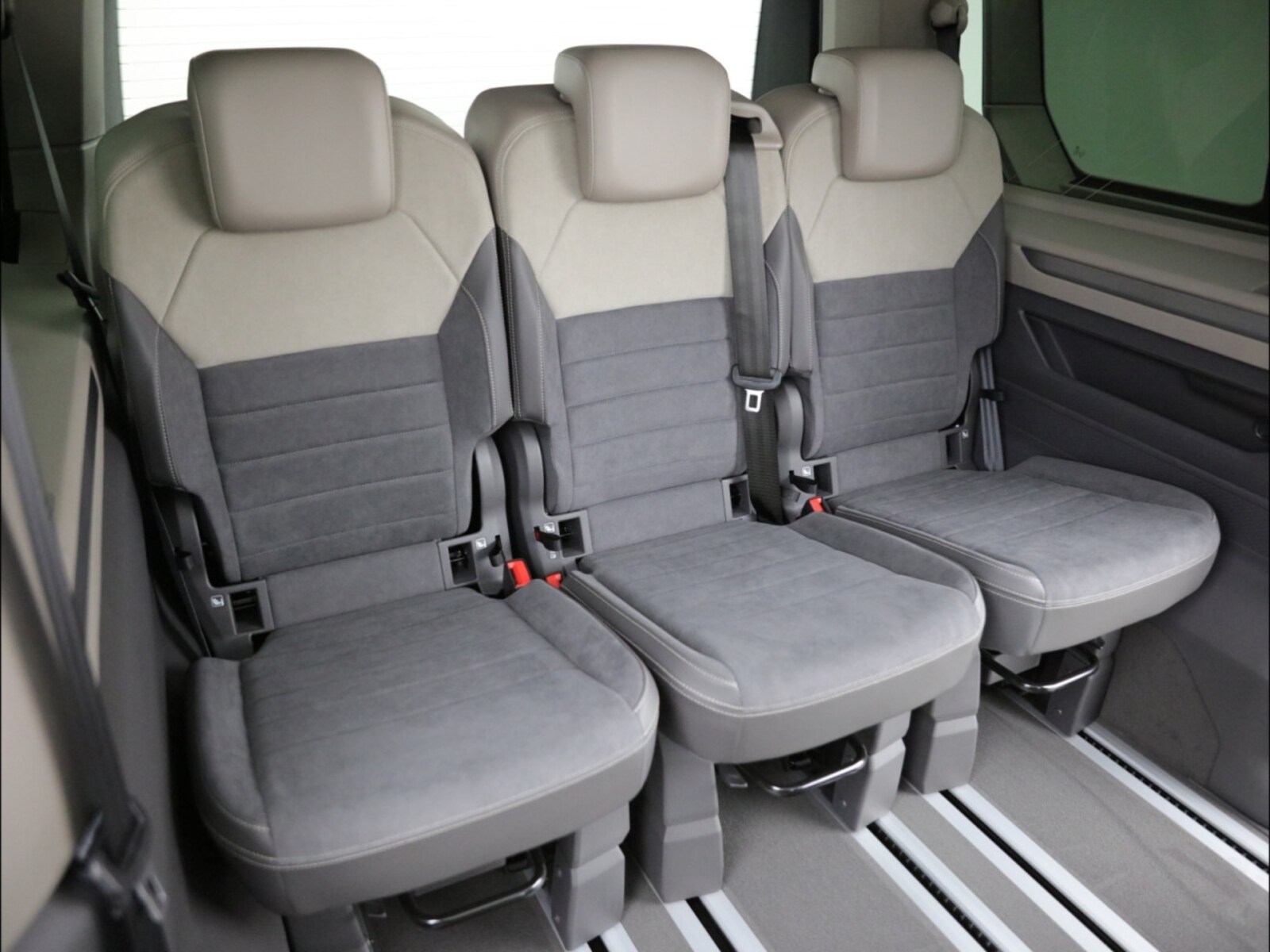Volkswagen Multivan Langversion – Bild 9
