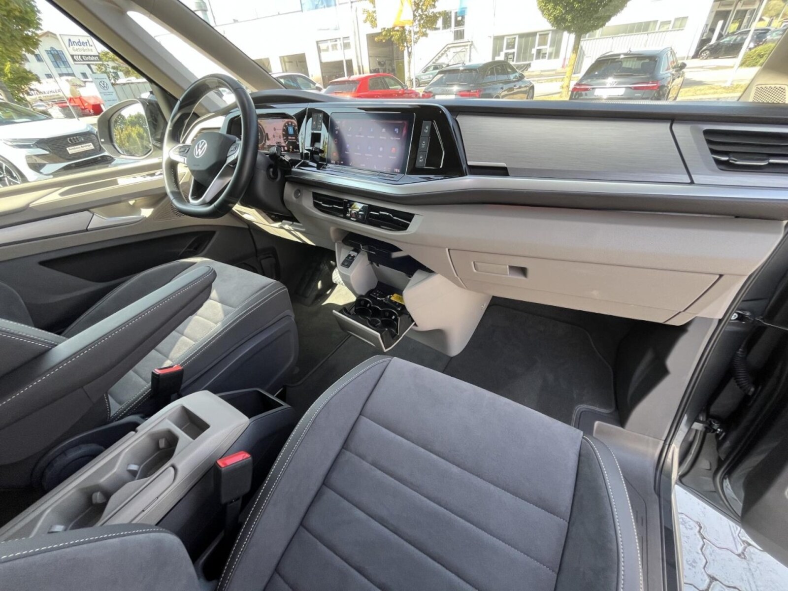 Volkswagen Multivan Langversion – Bild 20