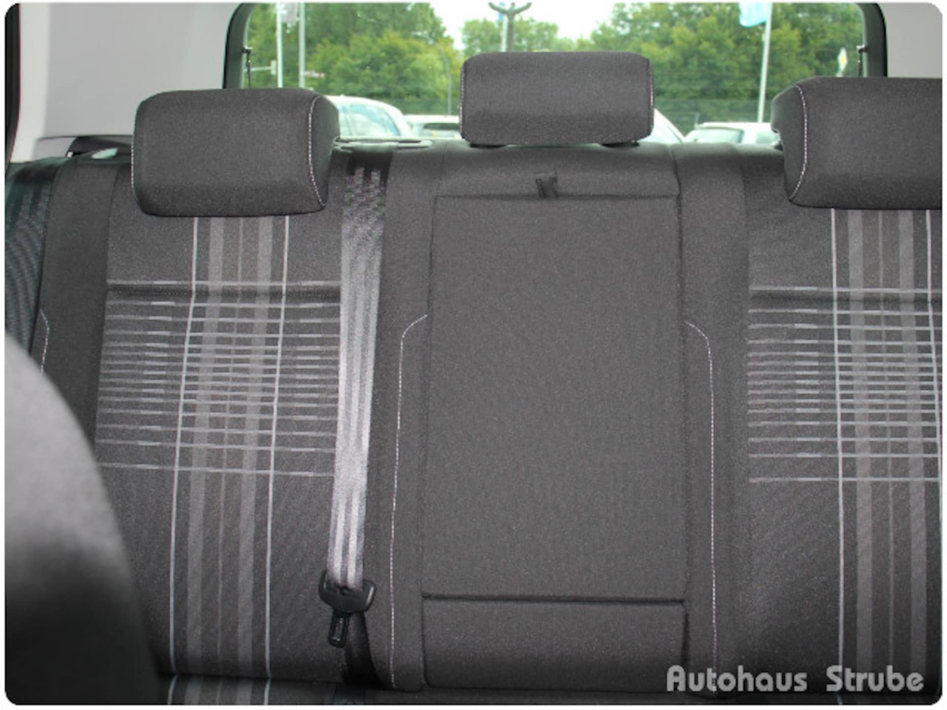 Volkswagen Golf LOUNGE