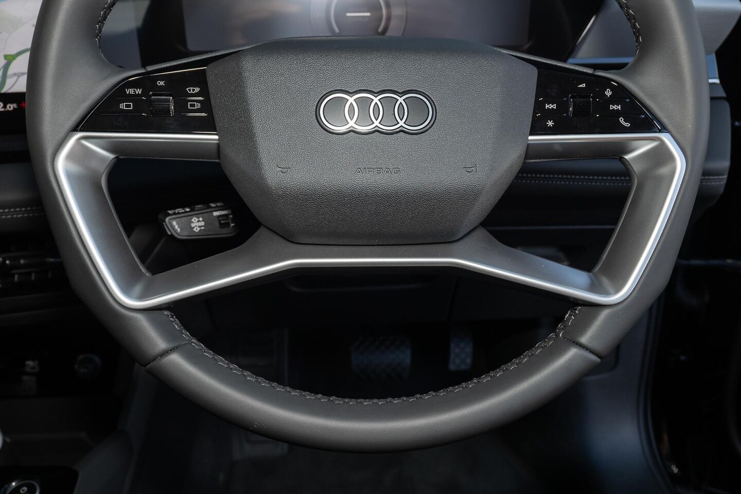 Image about Audi Q6 SUV e-tron e-tron
