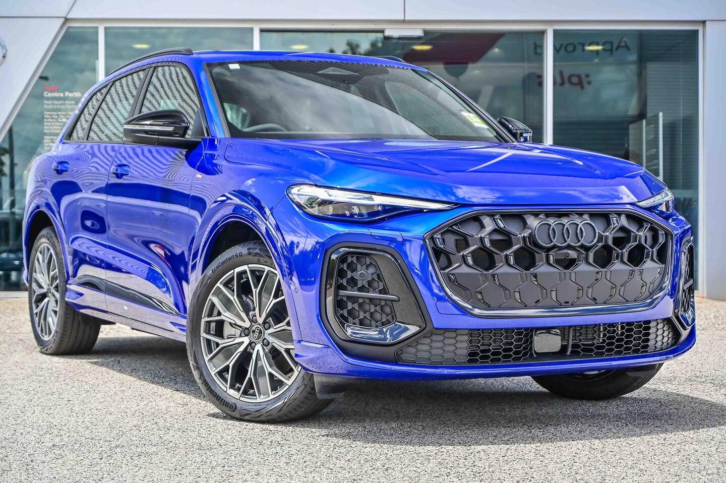 Image about Audi Q5 SUV TDI quattro 150 kW sport