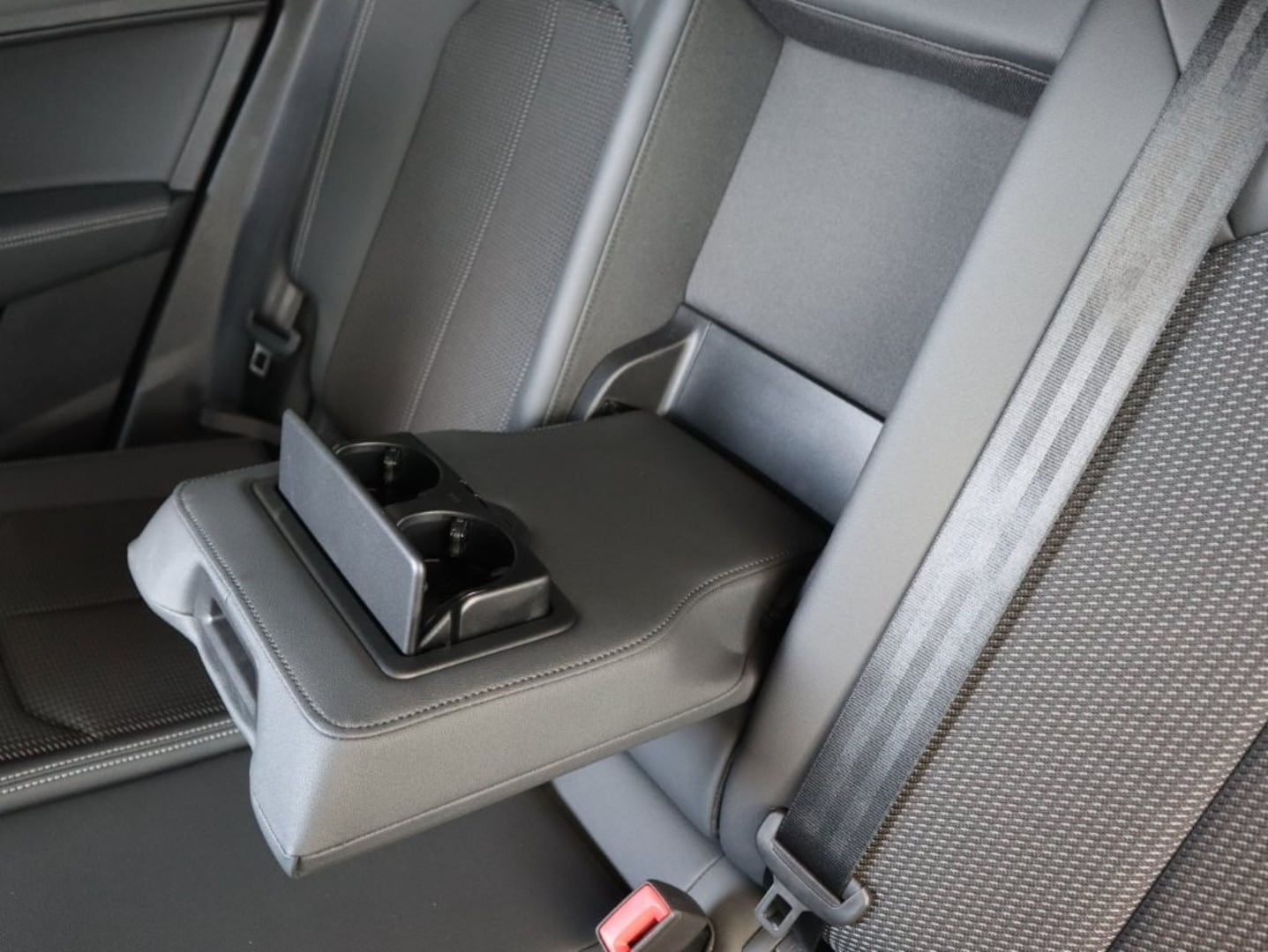 Audi Q3 35 TFSI S line 110(150) kW(PS) S tronic for more details contact your dealer