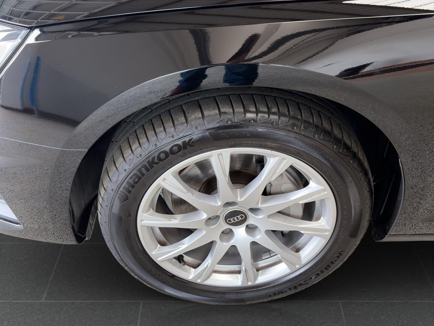 Bild über Audi A4 Avant 40 TDI S tronic - für weitere Informationen kontaktieren Sie den Audi Partner