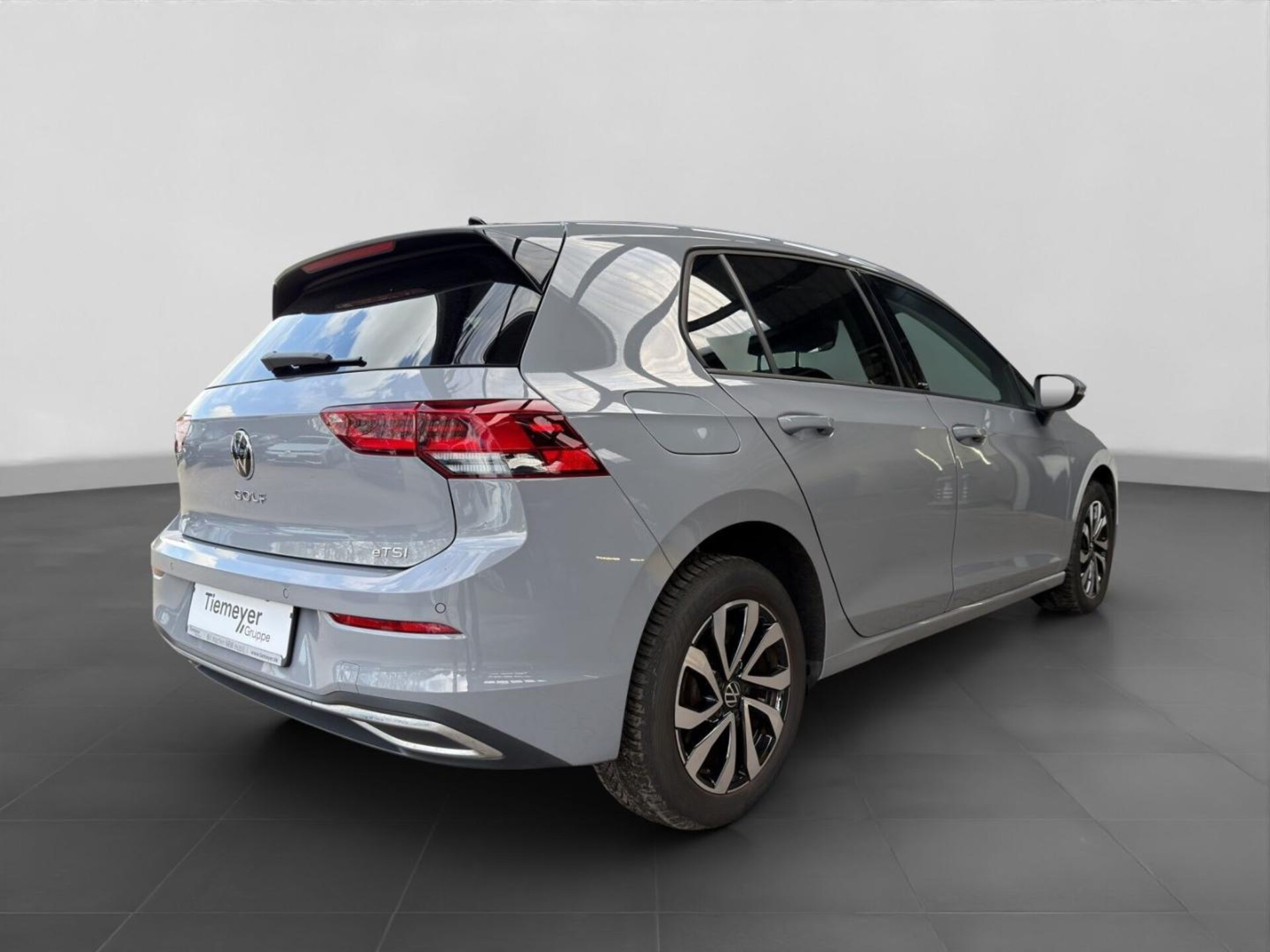 Volkswagen Golf Active
