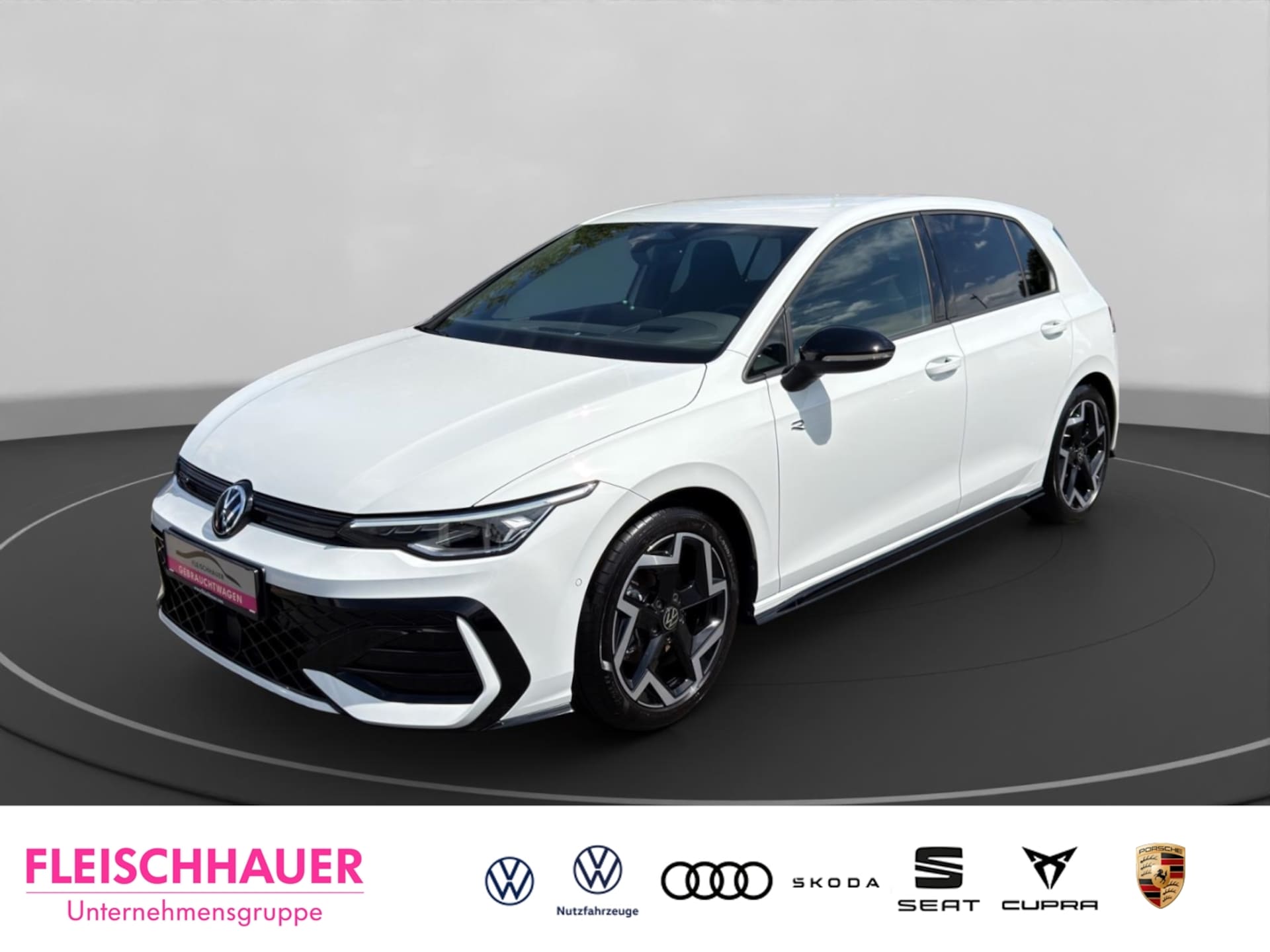 Volkswagen Golf R-Line