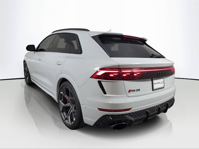 2026 Audi RS Q8 SUV performance