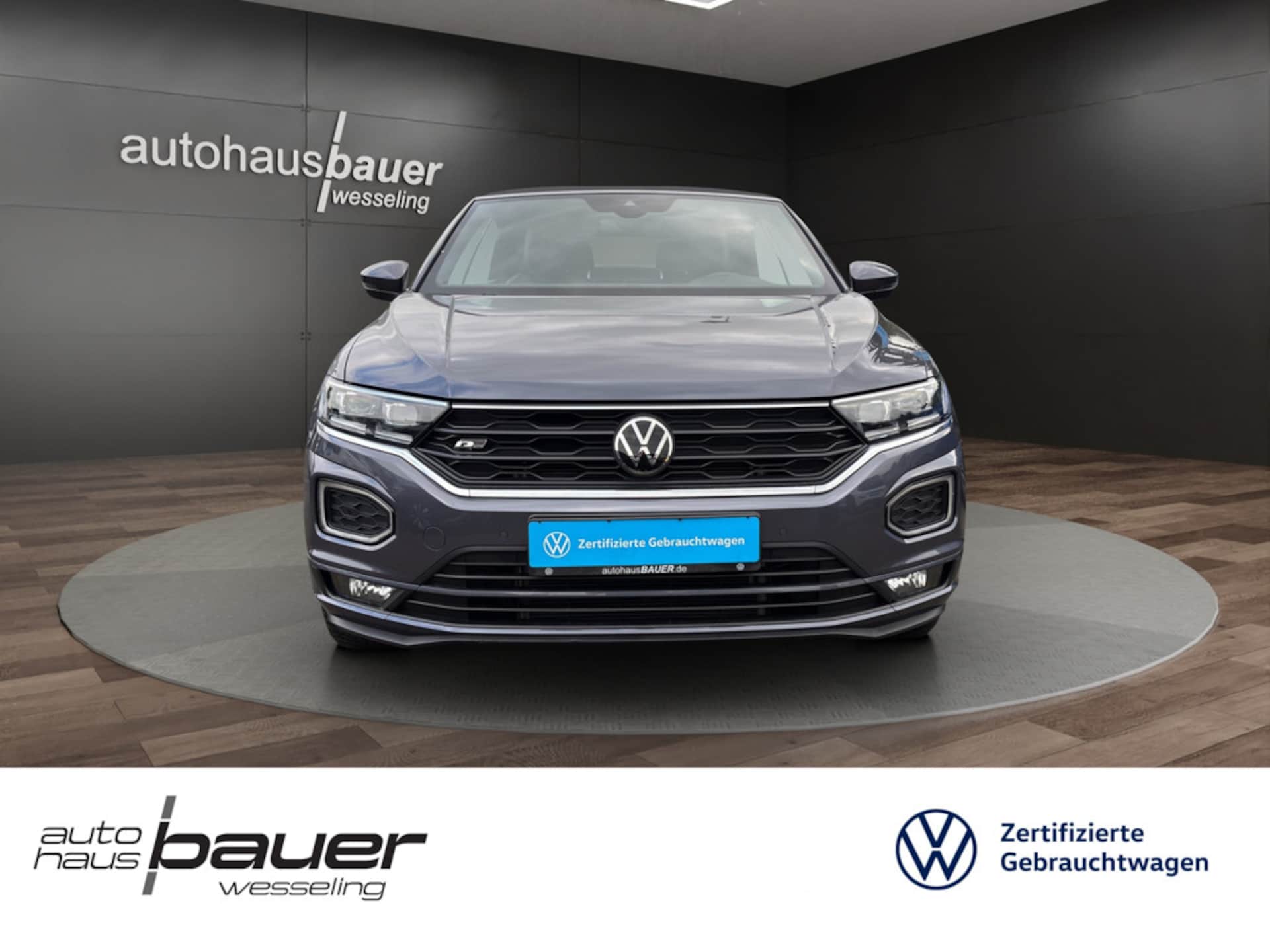 Volkswagen T-Roc Cabriolet 2021 — T-Roc Cabriolet 1.5 TSI R-Line *LED,SHZ,ACC,APP,AHK,Sprachb.,KeylessAc
