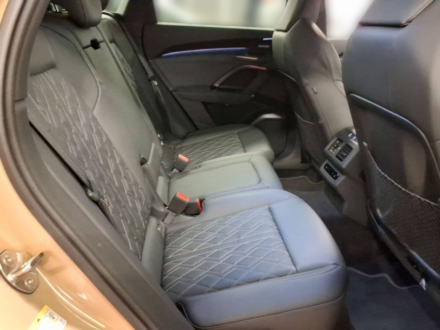 Bild über Audi SQ5 SUV TFSI 270 kW S tronic - für weitere Informationen kontaktieren Sie den Audi Partner