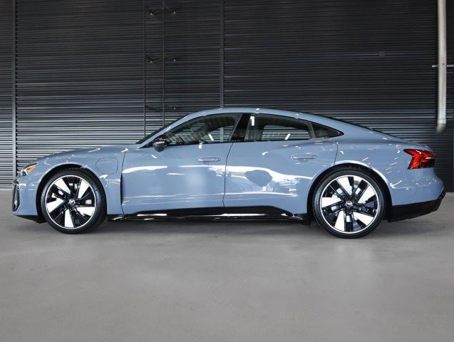 2026 Audi S e-tron GT Prestige - Photo 13