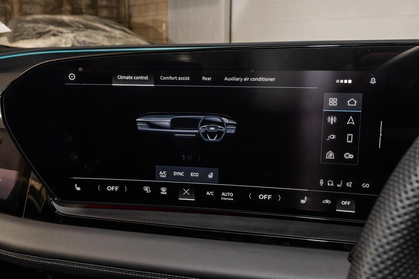 Image about Audi Q6 SUV e-tron e-tron quattro