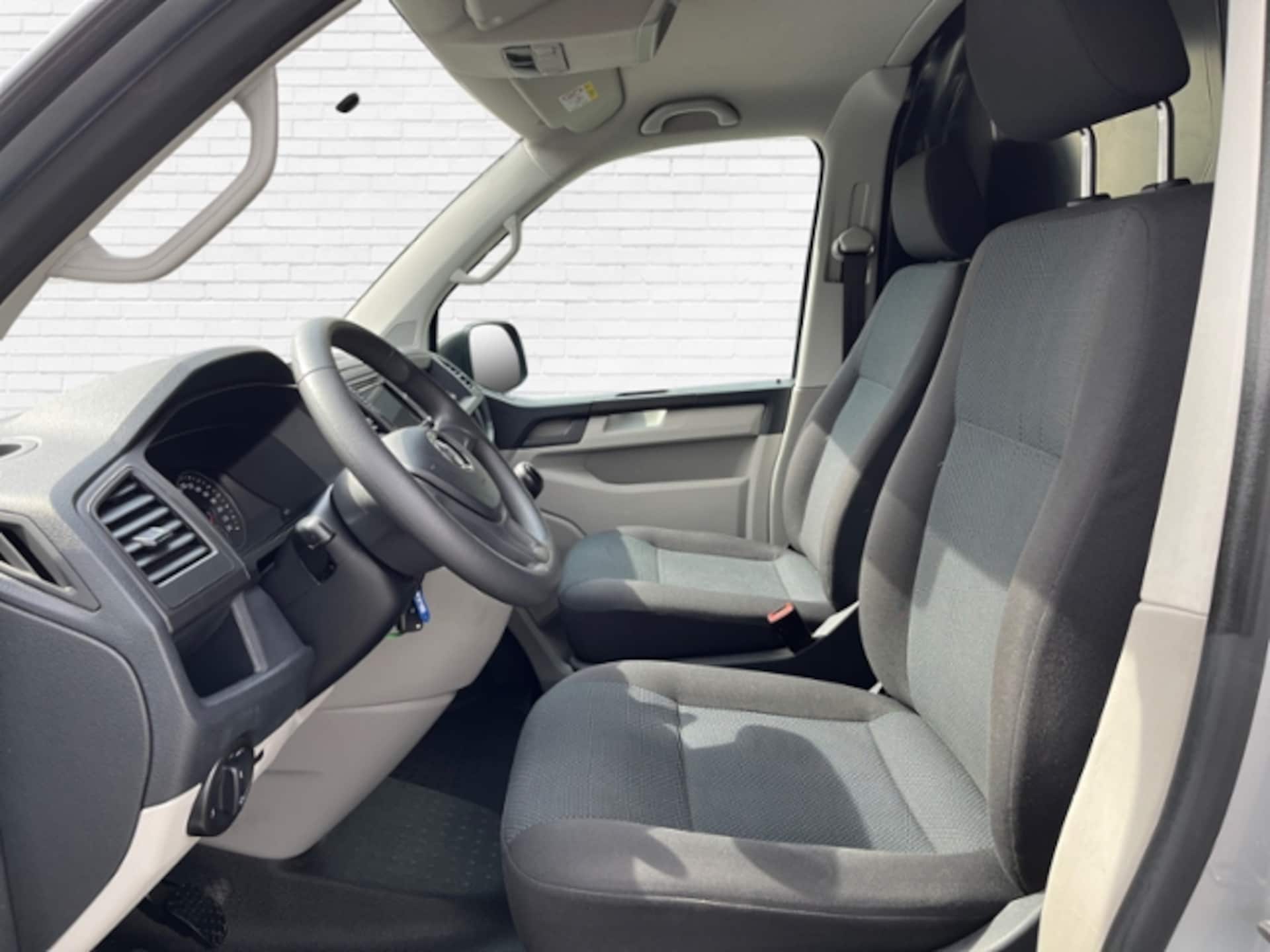Volkswagen T6 Transporter Kasten langer Radstand