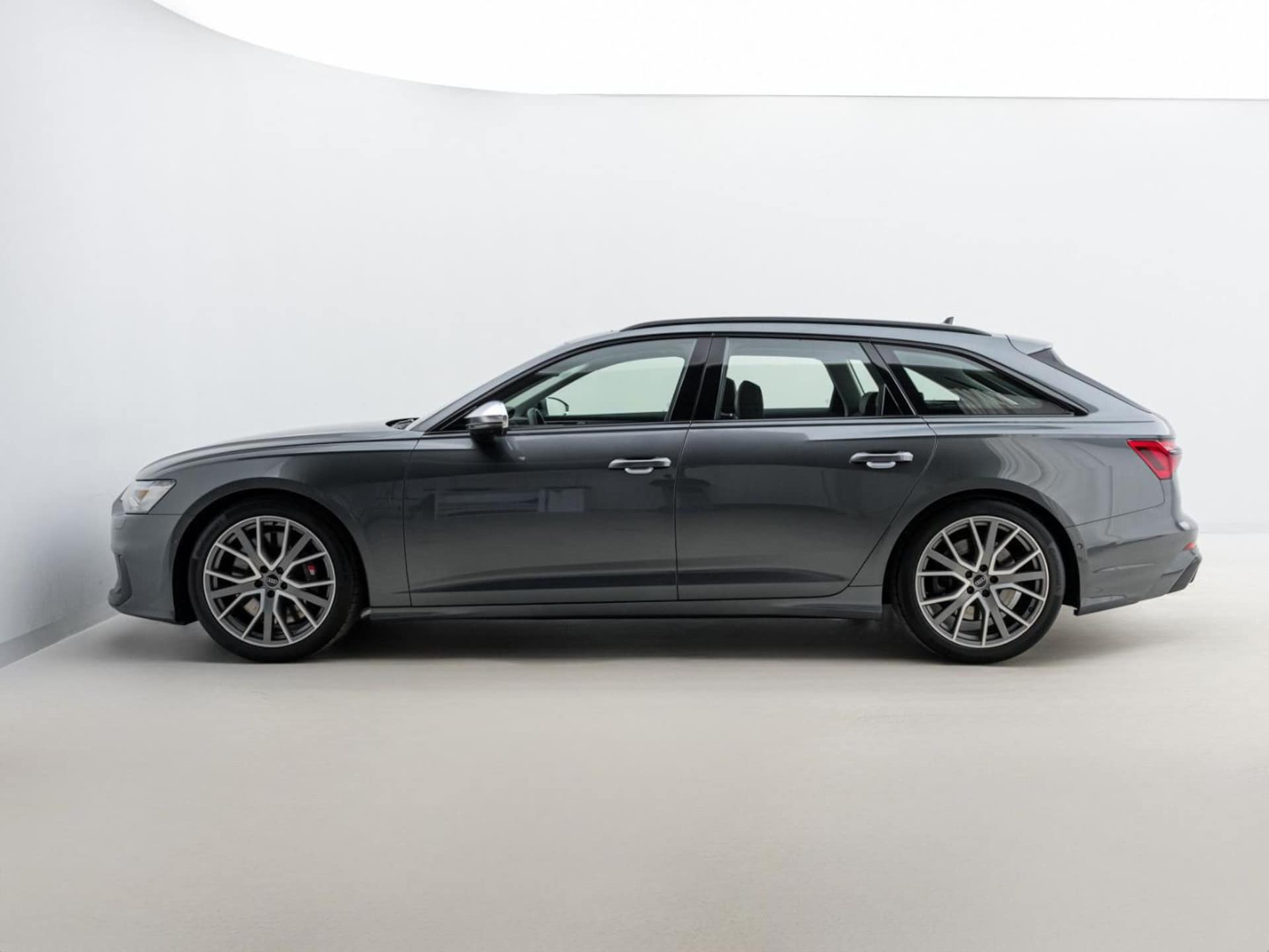 Audi S6 Avant