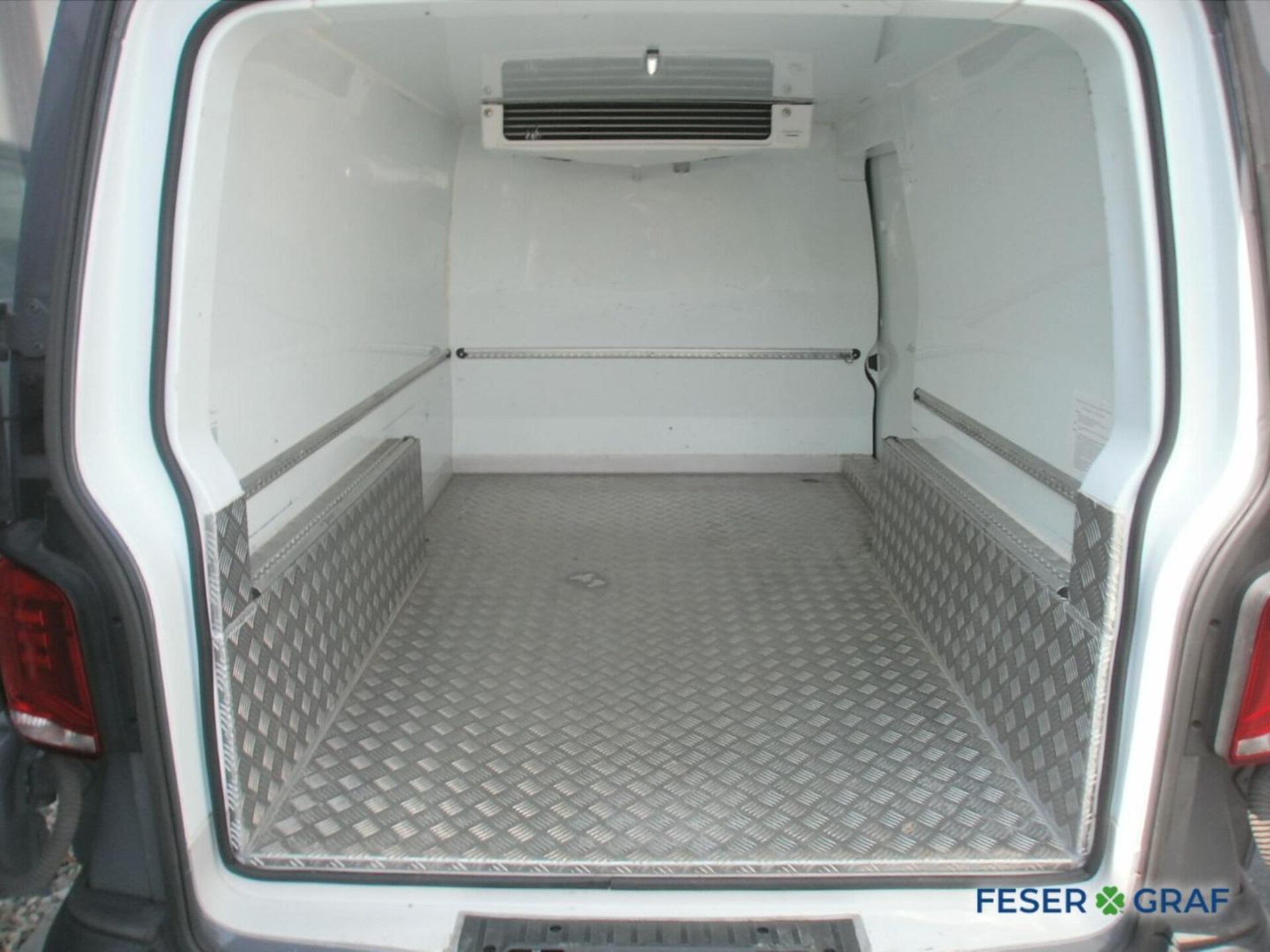 Volkswagen T6.1 Transporter Kasten kurzer Radstand