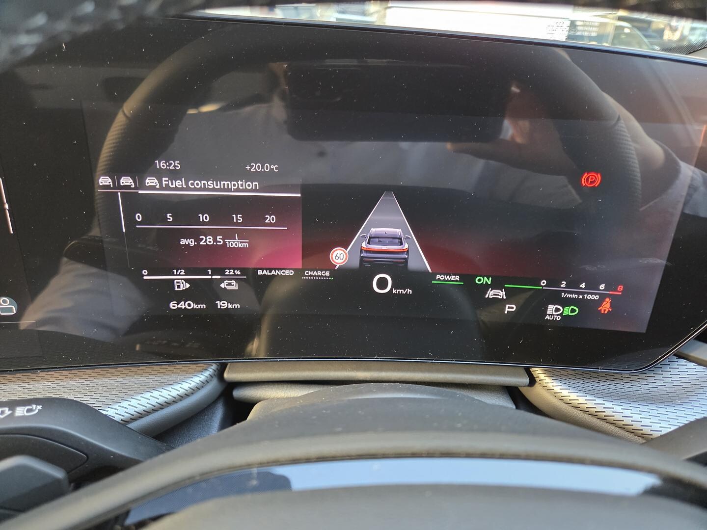Image about Audi Q5 SUV e-hybrid quattro S tronic