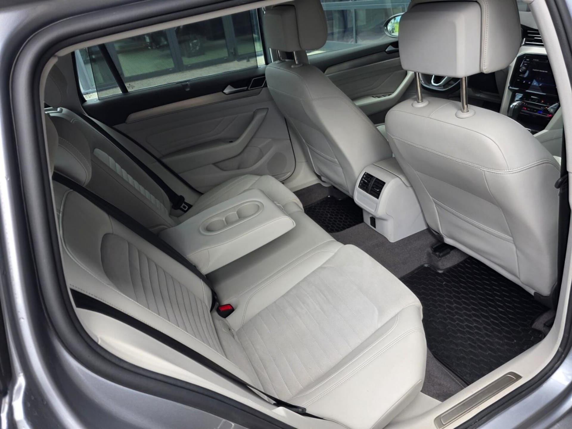 Volkswagen Passat Variant Elegance