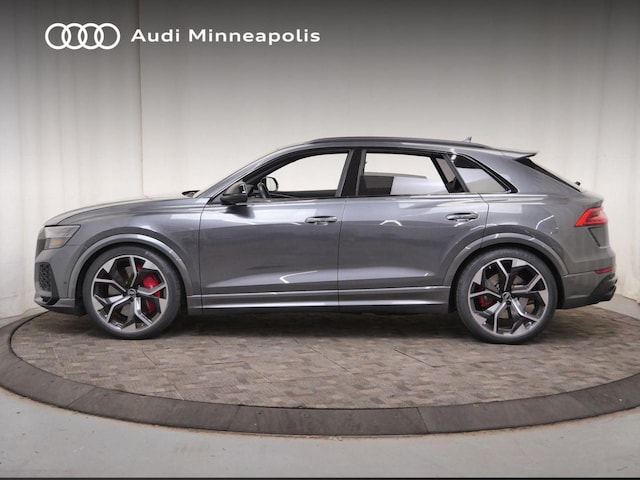 2023 Audi RS Q8