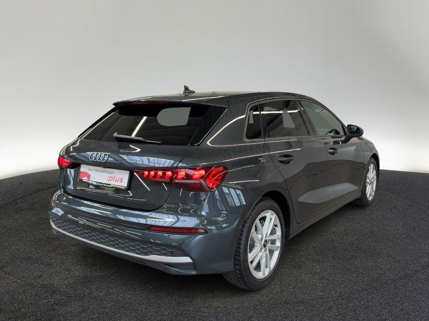 Bild über Audi A3 Sportback 30 TDI Schaltgetriebe - für weitere Informationen kontaktieren Sie den Audi Partner